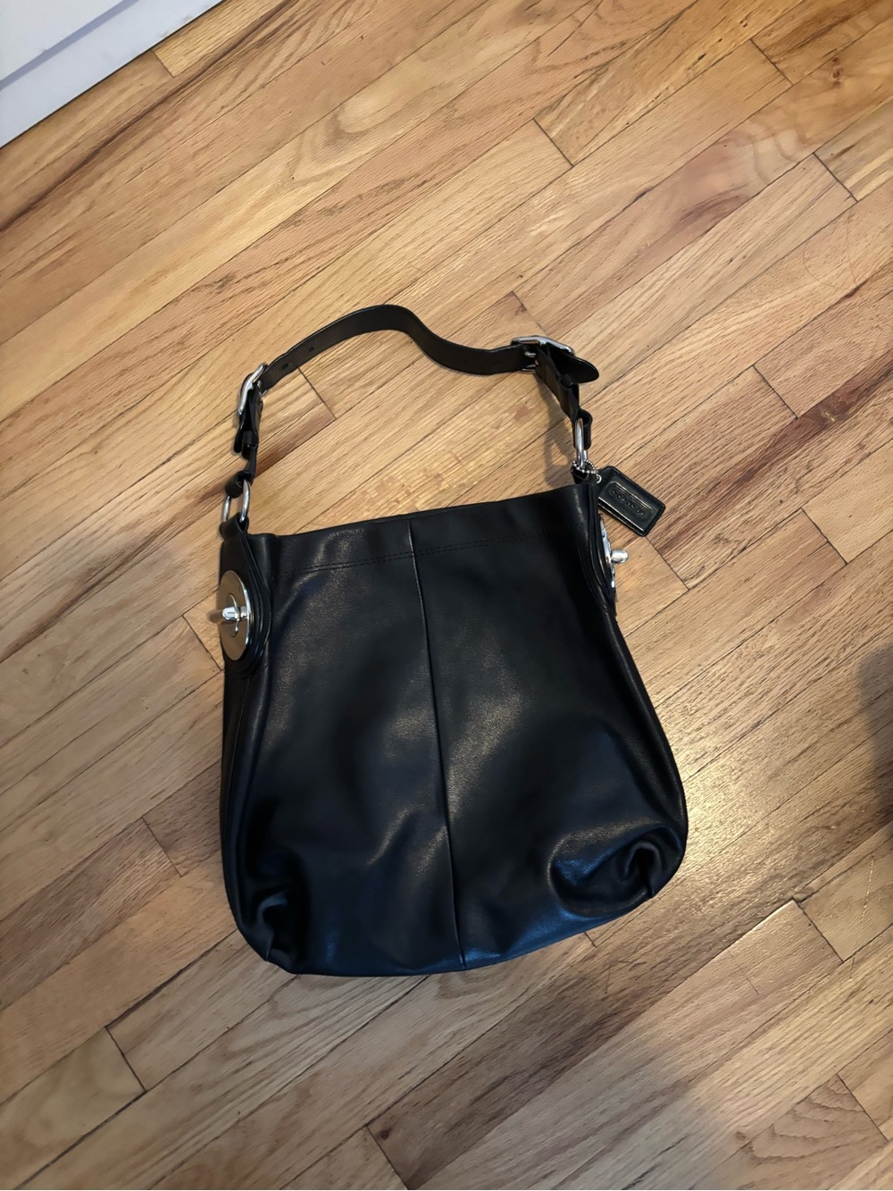 Vintage Black Coach Leather Shoulder Bag
